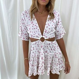 ISABELLE’S CABINET FLORAL CUT OUT DRESS